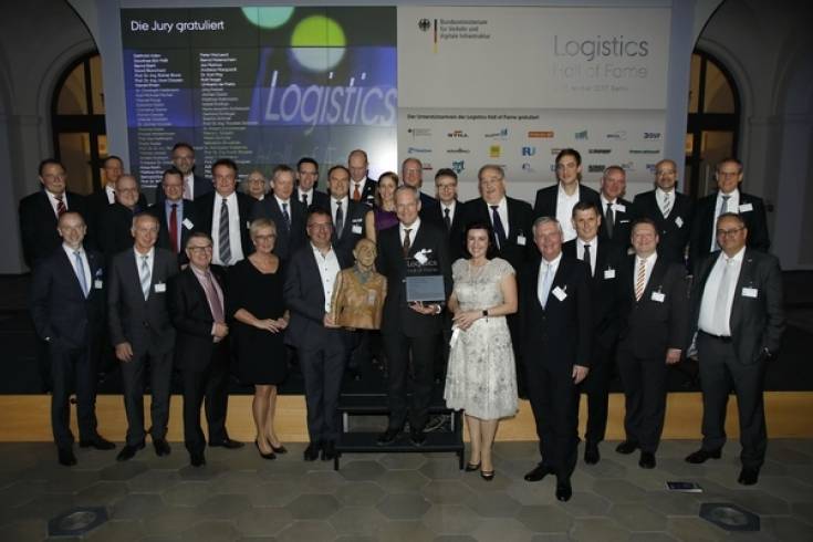Jeff Bezos dołącza do światowego panteonu logistyków – Logistics Hall of Fame