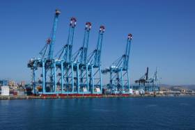 Najważniejsze porty transportu morskiego i śródlądowego w Niemczech i Polsce