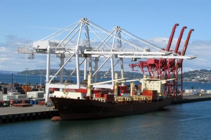 Problematyka transportu ładunków ponadnormatywnych żeglugą śródlądową