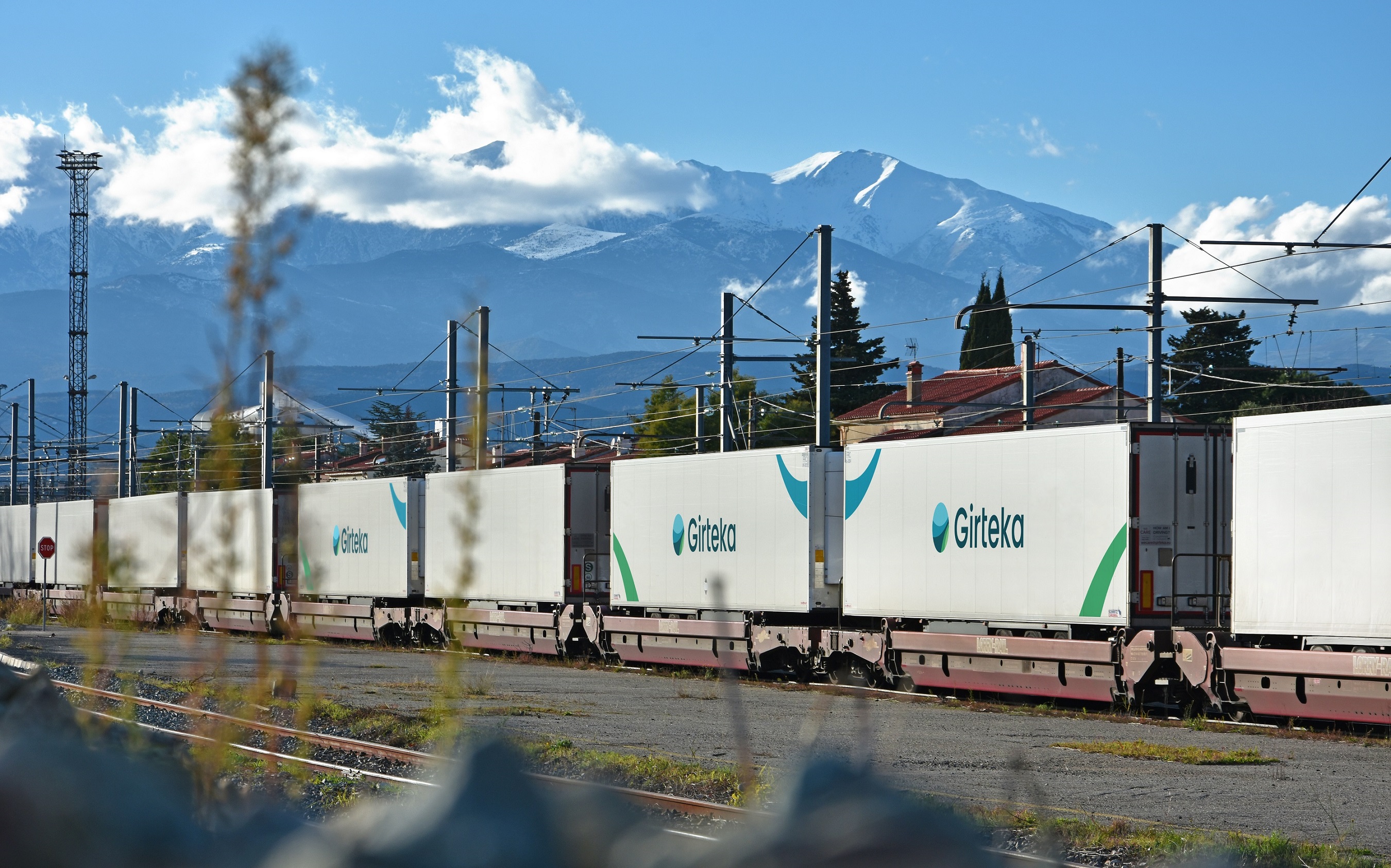 Operator logistyczny Girteka transport intermodalny kolej