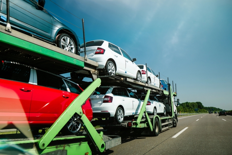 Europa zmaga się z niedoborem autotransporterów
