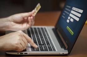 Cross-border e-commerce: Raport Arvato o płatnościach 