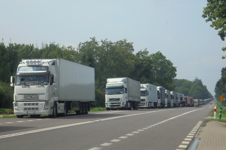Nowe zasady na polsko-ukraińskich przejściach granicznych dla ciężarówek