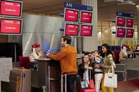 Linie Emirates z certyfikatem w zakresie obsługi bagażu na lotnisku w Dubaju