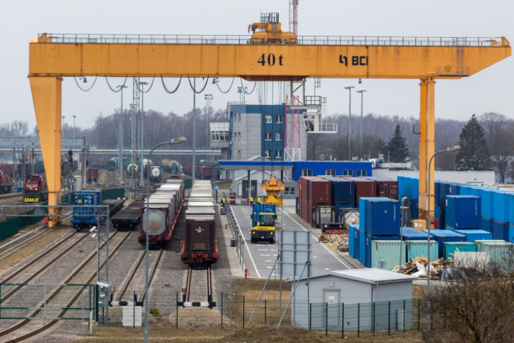 Litewski operator LTG Cargo chce przewozić ładunki intermodalne do terminali w Polsce