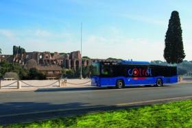 Wielki kontrakt Solarisa - 300 autobusów międzymiastowych InterUrbino trafi do Włoch