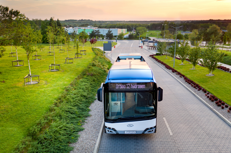 Nowy kontrakt na wodorowe autobusy