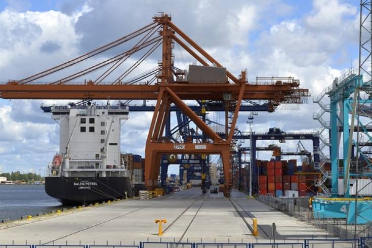 Rozbudowa infrastruktury portowej napędza gospodarkę Trójmiasta