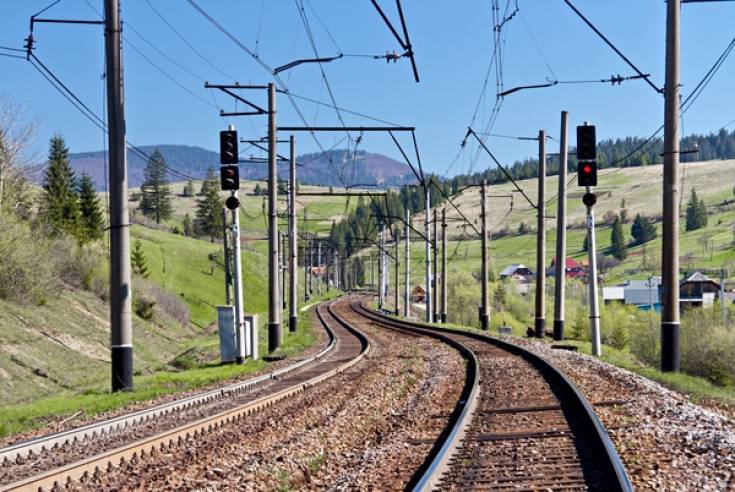 Interoperacyjność transportu kolejowego w krajach Unii Europejskiej - wybrane aspekty