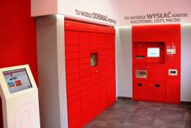 Poczta Polska rozbudowuje sieć własnych automatów paczkowych