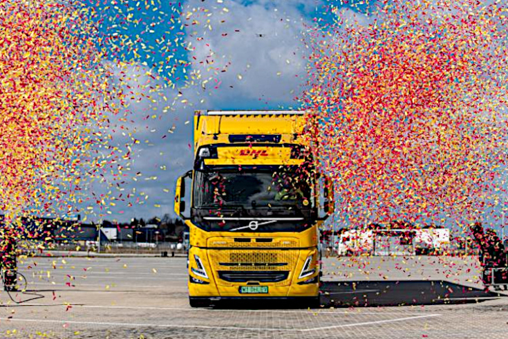 Pierwsze w Europie rozwiazanie multimodalne z ciężarowkami elektrycznymi w barwach polskiego DHL SUPPLY CHAIN
