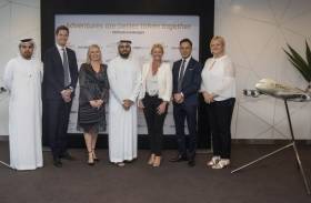 Avis Budget Group i Etihad Aviation Group nawiązują strategiczne partnerstwo