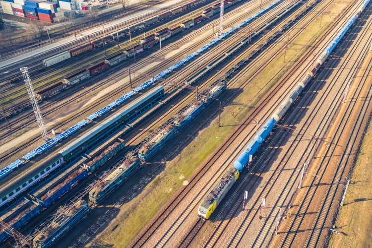 Wyniki przewozowe towarów w październiku 2025 roku