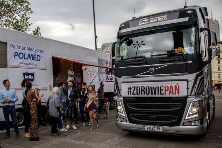 Volvo Trucks wspiera kobiety w walce o zdrowie