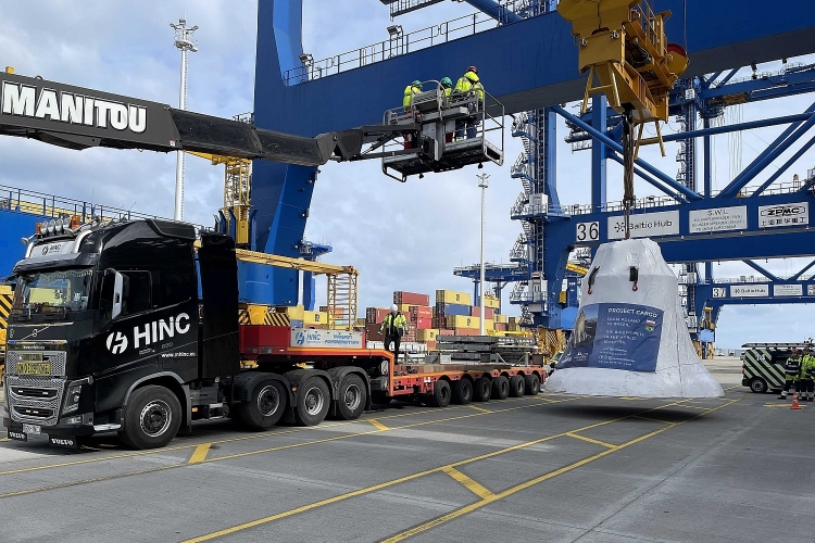 Transport największego kołysanego dzwonu świata z Polski do Brazylii