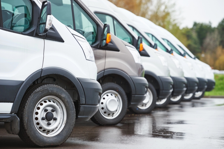 Floty ciężarowe i osobowe w Polsce w raporcie DKV Mobility
