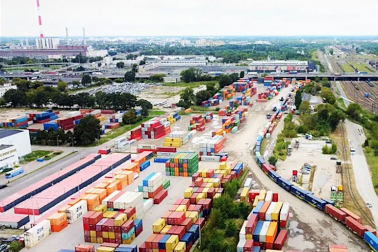 Loconi Intermodal na terenie dawnej fabryki samochodów na Żeraniu