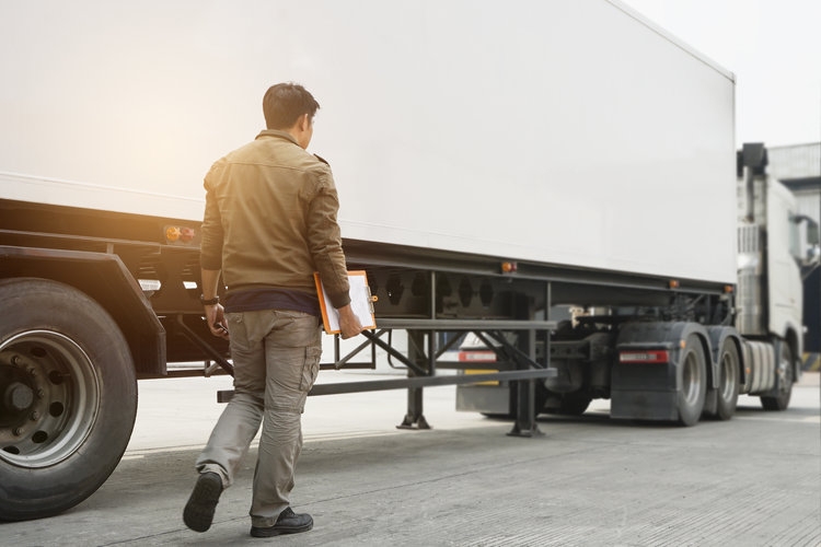 Faktoring w transporcie krajowym – co trzeba wiedzieć?