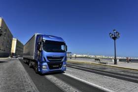 IVECO Poland oraz firma Don Trucking podpisały umowę na dostawę 20 ciągników siodłowych 