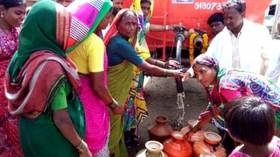 Dachser pomaga walczyć z suszą w Indiach 