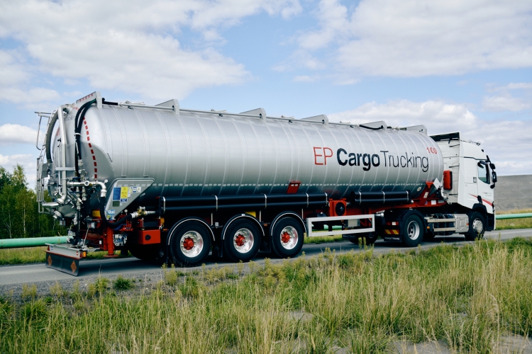 EP Cargo Trucking stawia na sprawdzoną telematykę