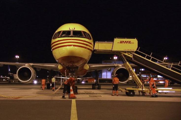 DHL Global Forwarding spedytorem międzynarodowym Rządowej Agencji Rezerw Strategicznych w dostawach szczepionek