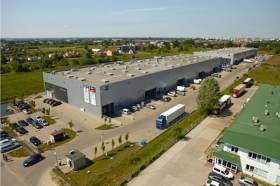 Sieć pizzerii Papa John’s wynajmuje powierzchnię w Ideal Distribution Center