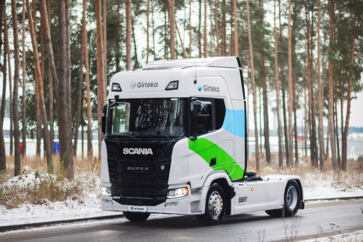 Scania i Girteka rozpoczynają współpracę w celu rozwoju zrównoważonego transportu