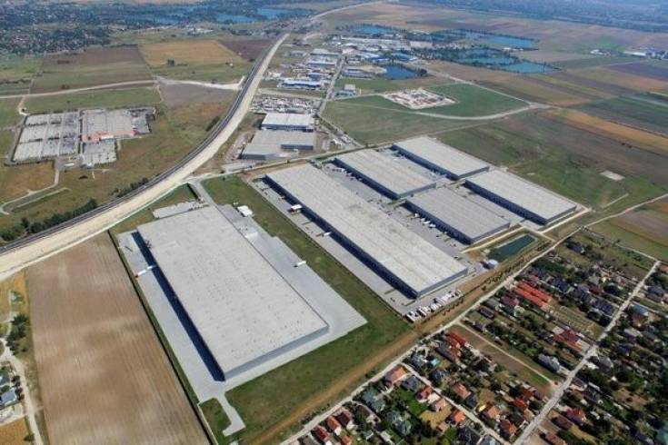 Prologis wynajmuje 26 500 mkw. firmie DB Schenker na Węgrzech  