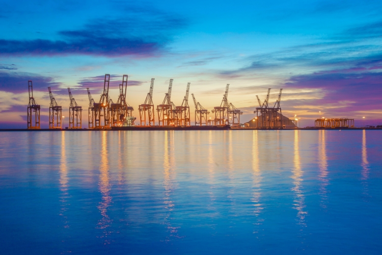 Konflikt wok&oacute;ł Iranu podbije koszty logistyki w UE