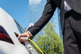 Rynek elektromobilności na plusie po pierwszym kwartale 2025 roku