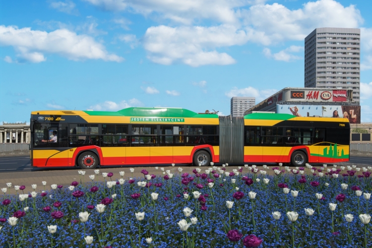 MZA Warszawa rozszerza zam&oacute;wienie o kolejne 79 elektrycznych Solaris&oacute;w