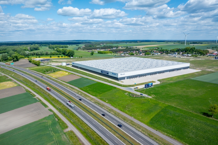 DMTrade w nowym magazynem w Hillwood Poznań-Czempiń