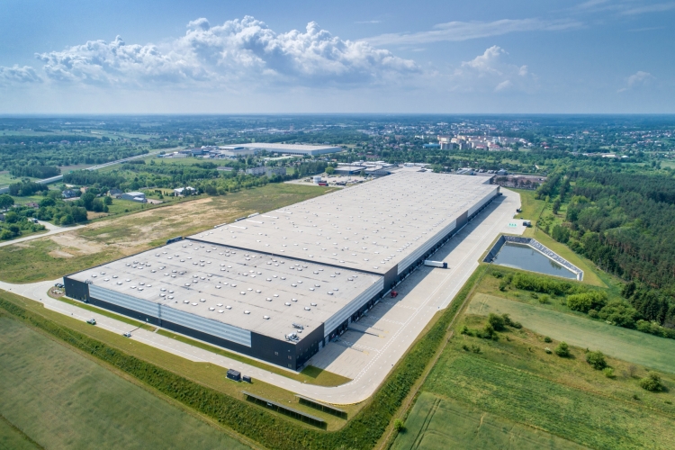 Hillwood zwiększa finansowanie z Aareal Bank do 440 mln euro