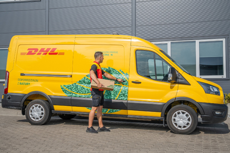 Cyfrowa ewolucja kurierów i klientów DHL Parcel