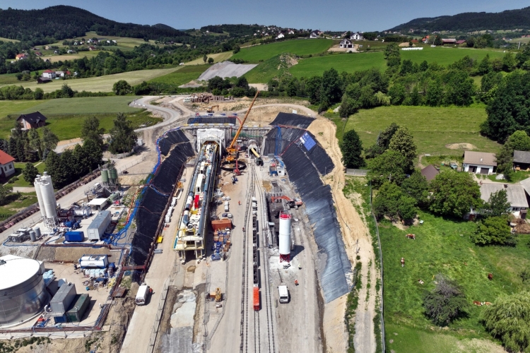 Excavation of the longest railway tunnel in Poland
