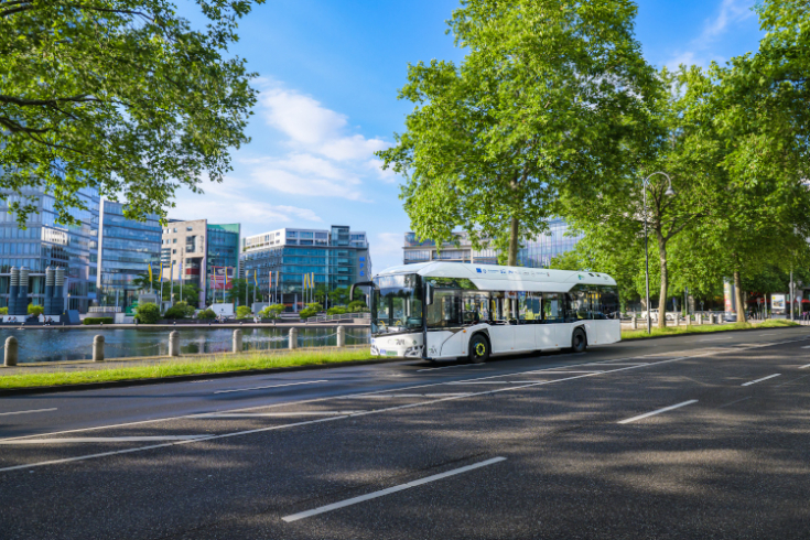 Przegubowe autobusy wodorowe Solaris dla  Aschaffenburga