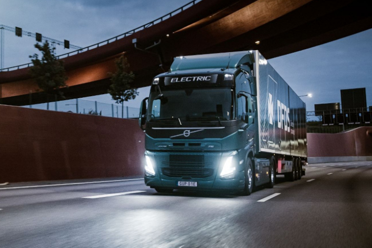 Koalicja biznesowa europejskich firm wzywa UE do przejścia na zeroemisyjne ciężarówki do 2035 r.