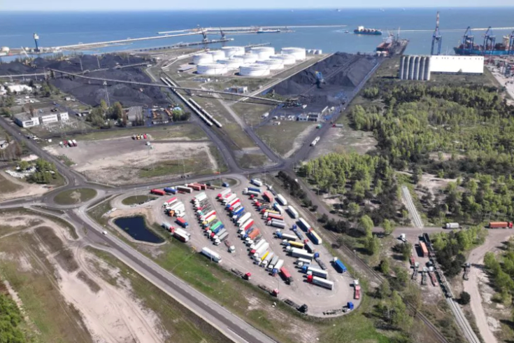 Port Gdańsk już z 780 miejscami postojowymi dla samochodów ciężarowych