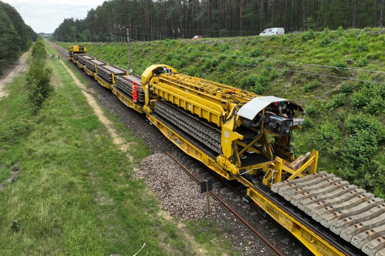 PUN Machines Are Rapidly Transforming Railway Lines