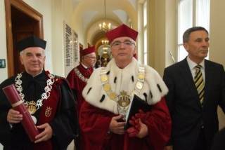 Od lewej: prof. Andrzej Korzeniowski, prof. Roman Niestrój oraz prof. Marian Gorynia.