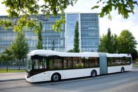 Volvo testuje autobus hybrydowy w ruchu miejskim 