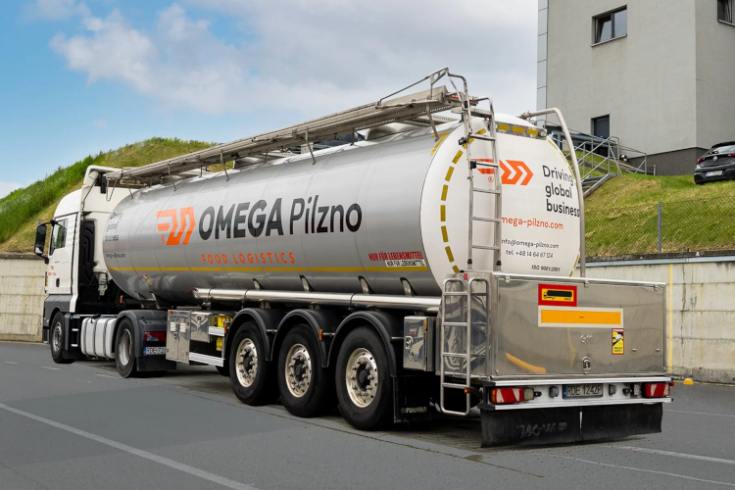 Cechy transportu płynnych produktów spożywczych według Omega Pilzno