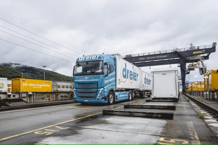 Volvo sprzedało 5 000 elektrycznych ciężarówek na całym świecie
