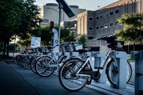 Rynek rowerów i dwukołowych pojazdów elektrycznych - produkcja, sprzedaż oraz wymagania w logistyce