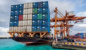 Interoperacyjność logistyczna morskich terminali przeładunkowych jako kluczowa determinanta konkurencyjności polskich portów morskich