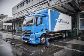 Dachser przetestuje elektryczną ciężarówkę eActros