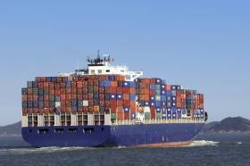 Rozwój przewozów kontenerowych na świecie w aspekcie rosnącego zapotrzebowania przewozu towarów drogą morską