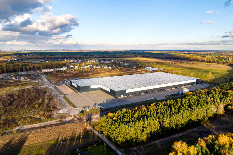 Entalpia Europe wynajmuje 15 000 m kw. w Hillwood Łazy