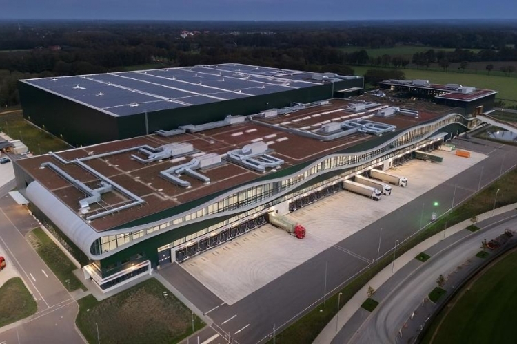 GXO i Levi Strauss &amp; Co. uruchomiły zautomatyzowane centrum logistyczne